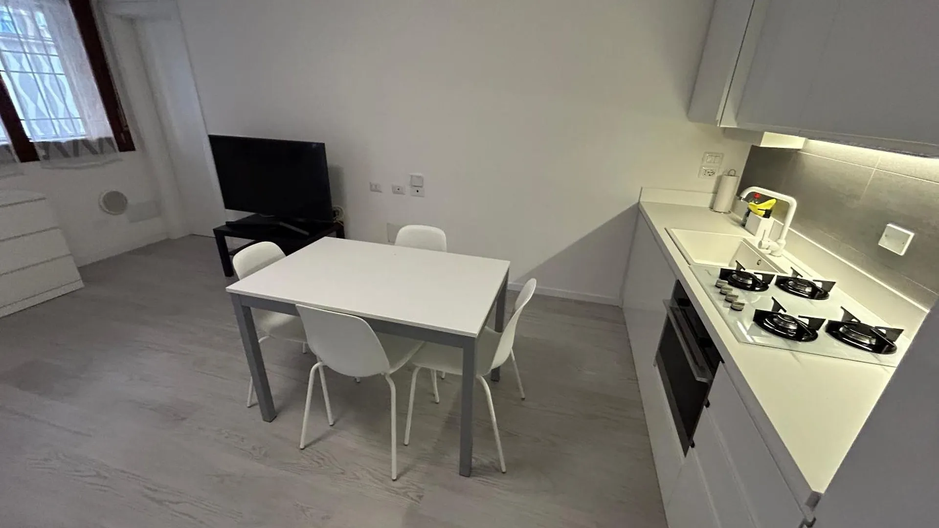 Bologna Garden Suite Apartment - Self Check- In